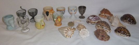Sel. seashells & egg cups