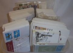 Sel. presentation packs & First Day Covers with a special collection of Zimbabwe covers covering