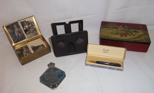 Lacquered box with painted Russian scene to the lid, folding stereoscope etc.