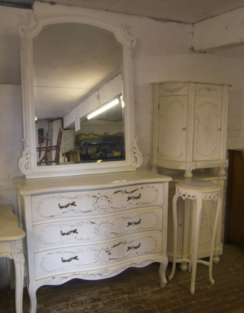 Sel. French style painted furniture comprising chest of drawers, lg. mirror, plant stand & 2 demi