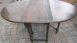 Oak drop leaf table