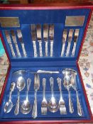 Cased Viners box cutlery