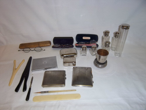 Sel. dressing table pots, glove stretchers, cigarette case, spectacles etc.