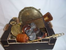 Sel. collectables inc. horse brasses, cribbage board, brass candlesticks, treen pots, tray etc.