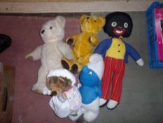 Merrythought musical teddy bear, gold plush teddy bear, Beatrix Potter `Mrs Tiggywinkle`, Chad