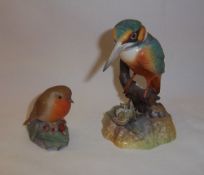 Royal Crown Derby `Kingfisher` on naturalistic base & Royal Worcester `Robin` in matt glaze 3197