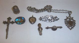 'Fumsup' charm & sel. silver inc. butterfly wing brooch, Blue John bar brooch, fob, thimble etc.