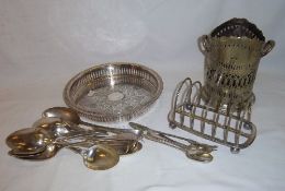 Sel. S.P inc. toast rack, cutlery, circular tray etc.