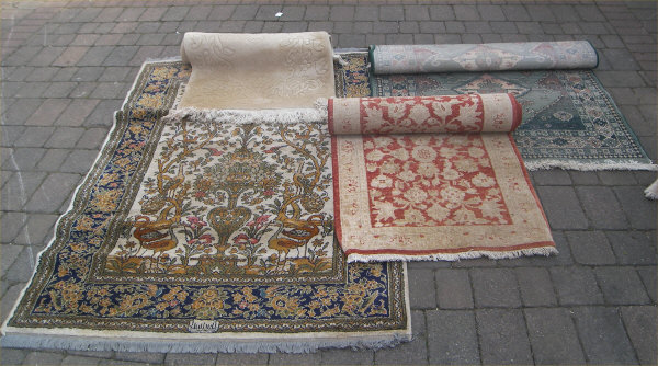 4 rugs comprising Middle Eastern & Chinese