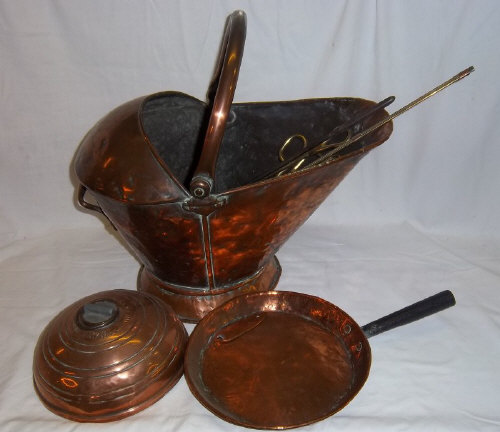Copper coal scuttle, copper warming pan, copper pan etc.