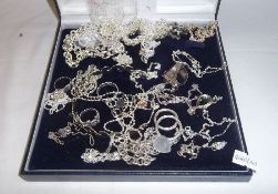 Sel. chains, rings, bracelets mostly stamped 925