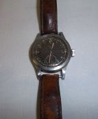 Record gentleman`s wristwatch inscribed to rear casing `W W W L19796 537643` on leather strap