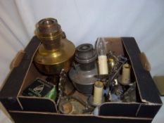 Brass paraffin lamp, 5 matching brass wall lights etc.