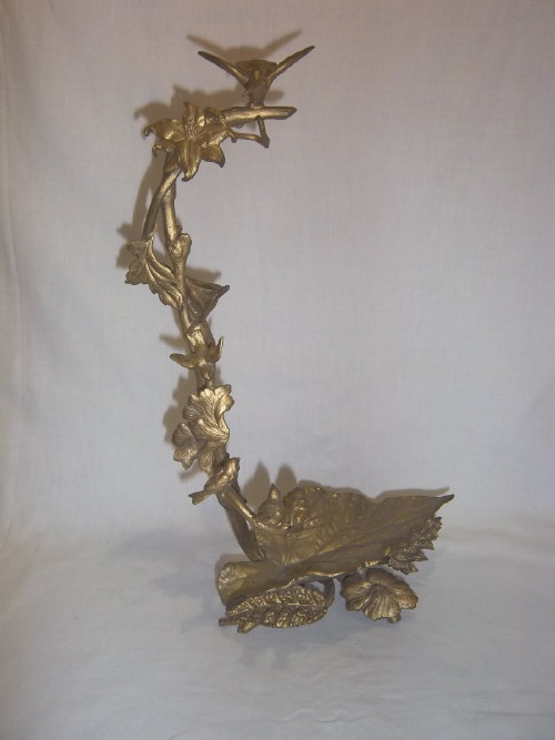 Gilt metal naturalistic centrepiece featuring birds on a branch