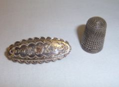 Silver thimble & sm. silver brooch