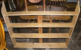 Pine plate rack