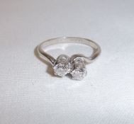 Platinum 2 stone diamond ring approx. 0.3ct
