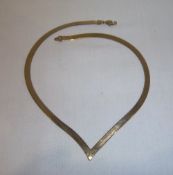 9ct gold flat link necklace wt approx. 9.2g