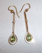 Pr 9ct gold peridot & seed pearl earrings