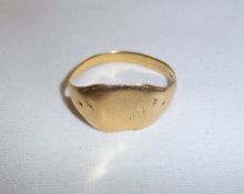 18ct gold signet ring wt approx. 3.8g