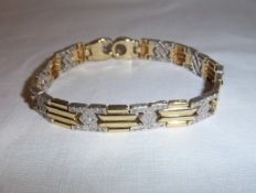 9ct white & yellow gold bracelet set with diamond chips