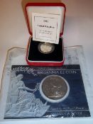 2002 Silver Piedfort one pound coin in original Royal Mint box & 2007 Britannia two pound coin in
