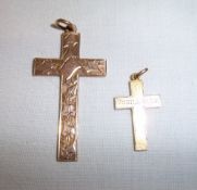 2 9ct gold crucifixes total wt approx. 4.4g