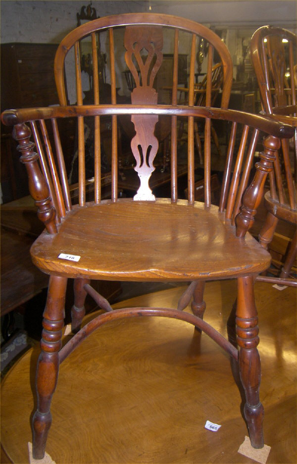 Yew wood Windsor chair with crinoline stretcher