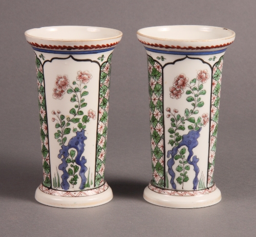 A pair of Samson famille verte tapering vases with root and flower decoration, 6" high, and an Imari
