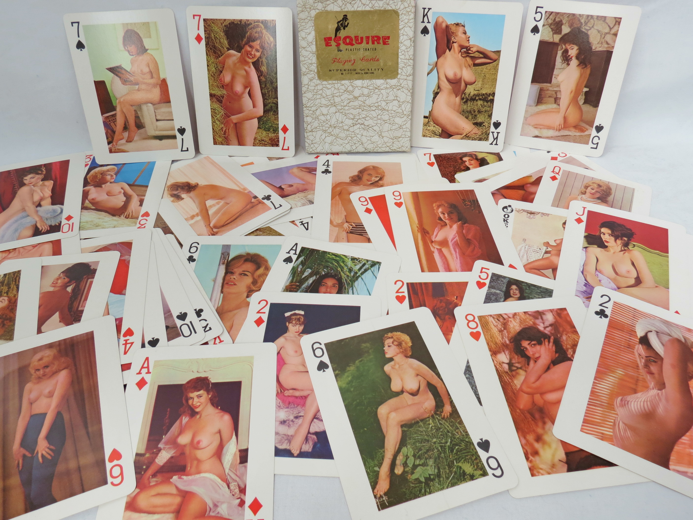 A set of oversize 'Esquire' playing cards featuring 'lovely ladies', in original case. 18x13cm.