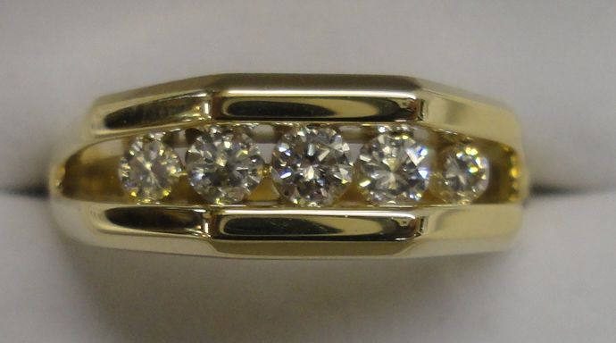 14ct Gents 5 Stone Diamond Ring, yellow gold, channel setting