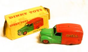 DINKY TOYS NO 470, a playworn boxed Red and Green Austin A40 Van “Shell BP”, in a poor box (two