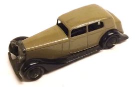 DINKY TOYS NO 30C, a good Fawn Daimler Saloon, no box