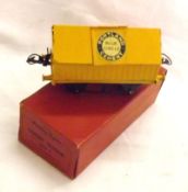 HORNBY TRAINS “0” GAUGE ETC, CODE 42115, a very good to excellent boxed Tinplate Yellow “Blue Circle