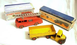 DINKY TOYS (SUPERTOYS) NOS 521 AND 555, a well-played with boxed 521 Yellow Bedford Articulated