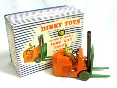 DINKY TOYS NO 401, a good boxed Orange and Green Coventry Climax Forklift Truck (string missing), in