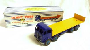 DINKY TOYS (SUPERTOYS) NO 903 (503), a good boxed Dark Blue and Yellow Foden Flat Truck with