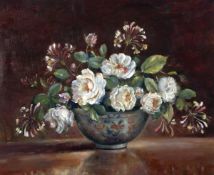 * STEPHEN WALKER (1927-2004) CREAM ROSES IN A CHINESE BOWL oil on canvas, signed near lower right 19