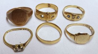 A Mixed Lot comprising: a hallmarked 18ct Gold Buckle Fronted Ring (previously set with two stones),