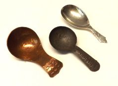 A Mixed Lot: Edward VIII Caddy Spoon, Sheffield 1936, Maker’s Mark HW; together with a further