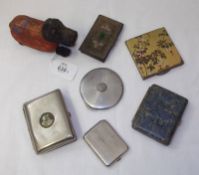 Mixed Vintage Lot to include: two Powder Compacts; George & Mary white metal Cigarette Case; Blue