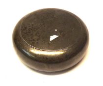 An Edward VII Tobacco Pebble of typical round form, Birmingham 1903, approx 3 oz