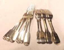 A good set of twelve Victorian Dessert Forks, Fiddle pattern, London 1843, Maker WE, weighing