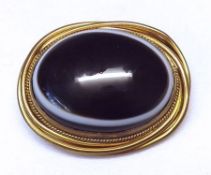 A Victorian Pinchbeck Framed Banded Agate-set Oval Brooch, 39mm x 32mm