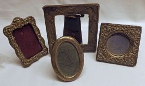 A Mixed Lot of four small Photograph Frames, including a plain oval example, 3” x 2 ¼”, Birmingham
