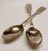 A pair of George V Tablespoons, Fiddle pattern, London 1910, Maker RP, weighing approximately 4 ½ oz