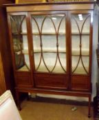 An Edwardian Mahogany Sheraton Revival style China Display Cabinet of typical rectangular form, with