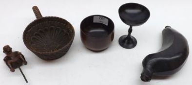 A Mixed Lot of various Treen Items, to include Carved Wine Taster, small Pedestal Goblet, Carved