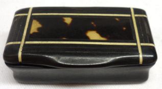 A small Victorian Horn Snuff Box with bone and tortoiseshell inlay to the lid, 2 ¼” x 1 ¼”