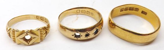 A group comprising: a hallmarked 22ct Gold Wedding Ring (dented) weighing approx 5 ½ gm; together